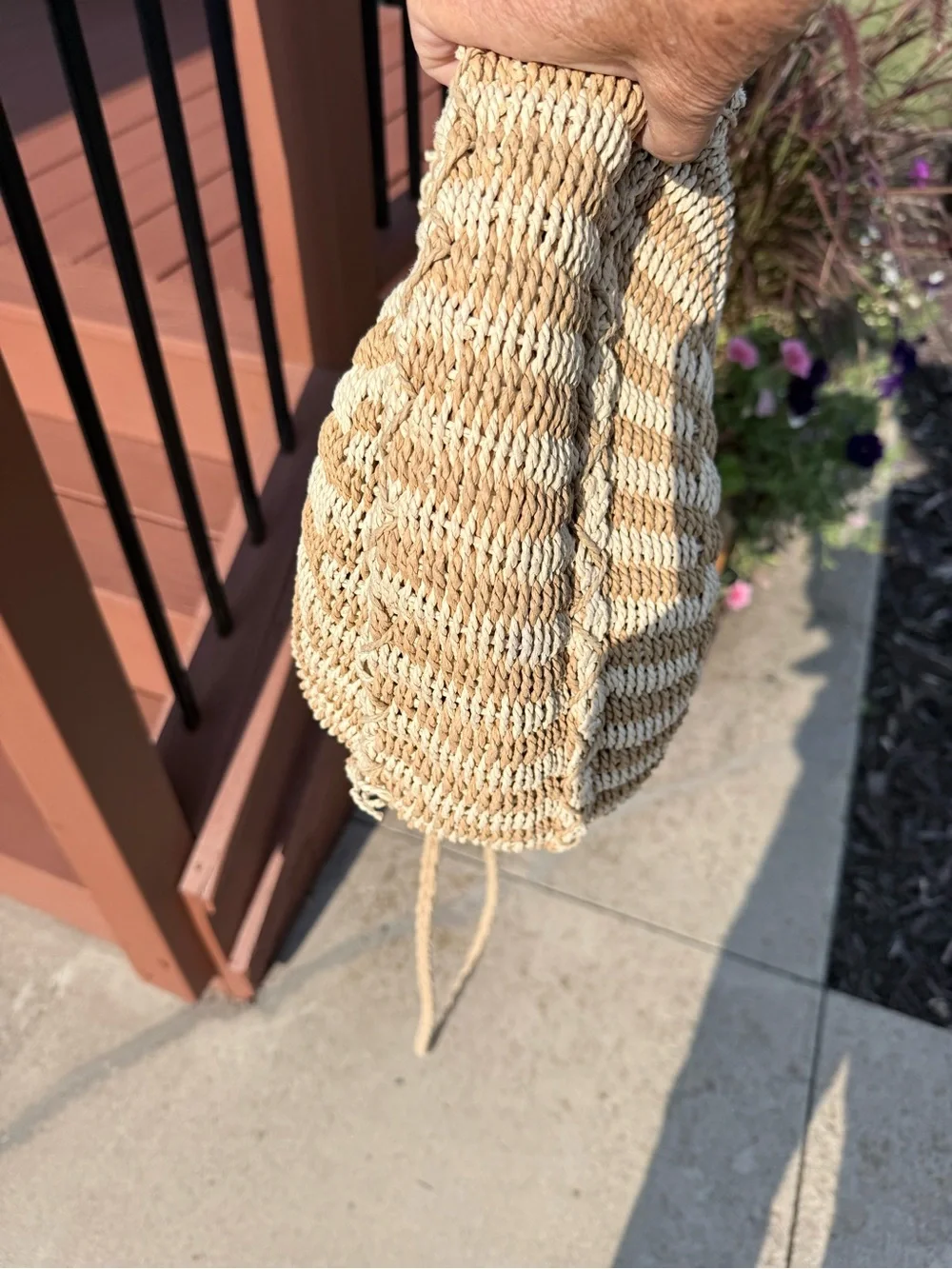 Billabong Woven Round Straw Tote Bag in Natural